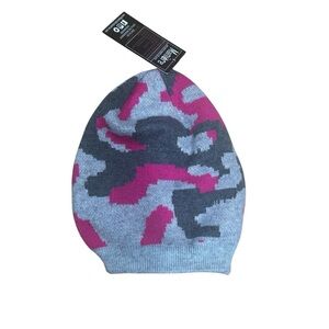 Camo Knit Beanie – Pink & Gray